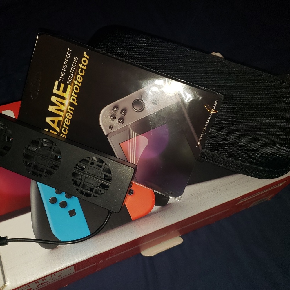 Nintendo switch - Picture 4 of 4